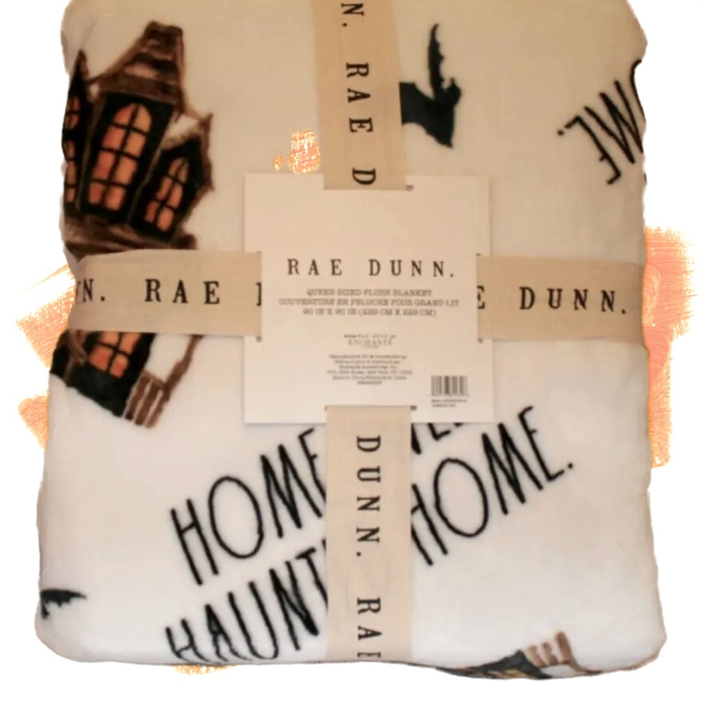 NWT- RAE DUNN WHITE HOME SWEET HAUNTED HOME QUEEN SIZE BLANKET- SUPER SOFT
